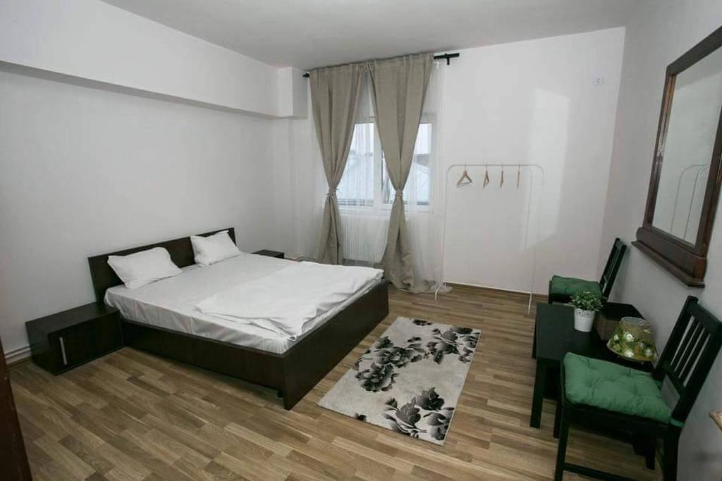 Vogue Hostel Bukarest Rum bild