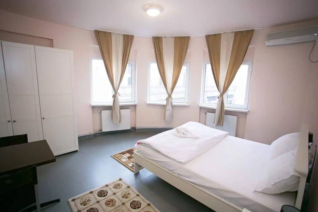 Vogue Hostel Bukarest Rum bild